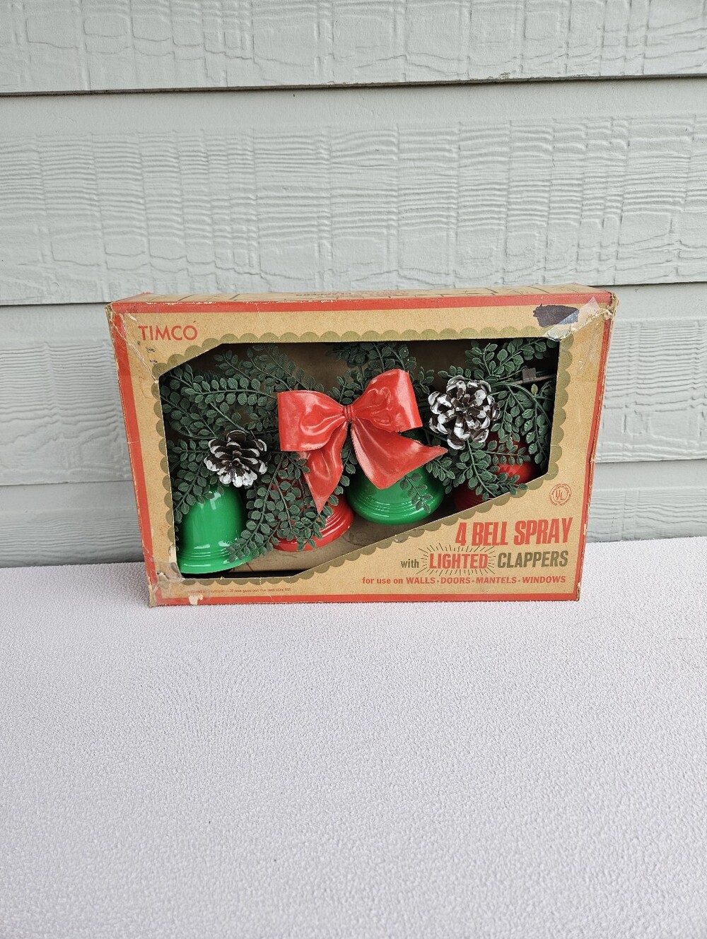 VTG Timco Lighted 4 Bell Spray Clappers Red Green 1960's Christmas Bow Pinecones